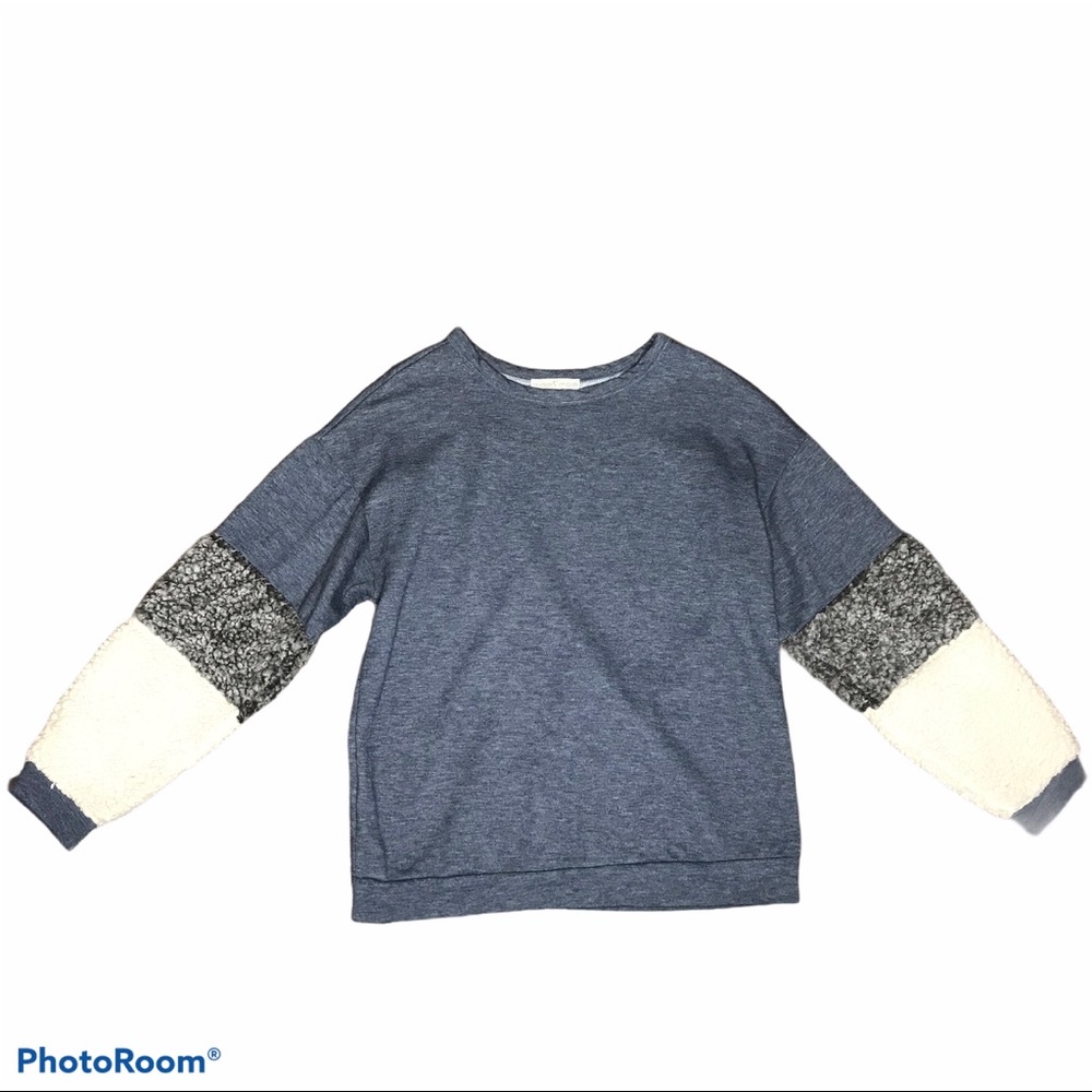 🌻Moa Moa Blue Sweater Size Small